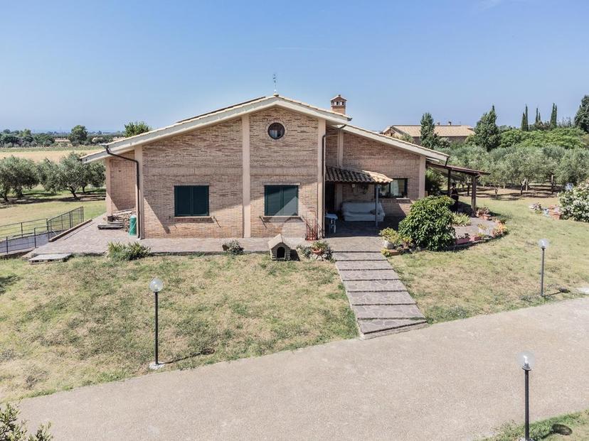 Villa in Via del Sasso 57, Cerveteri — foto 4 di 5