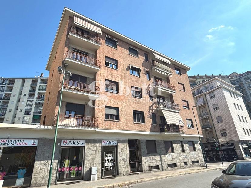 Trilocale in Via Marsigli 6, Torino