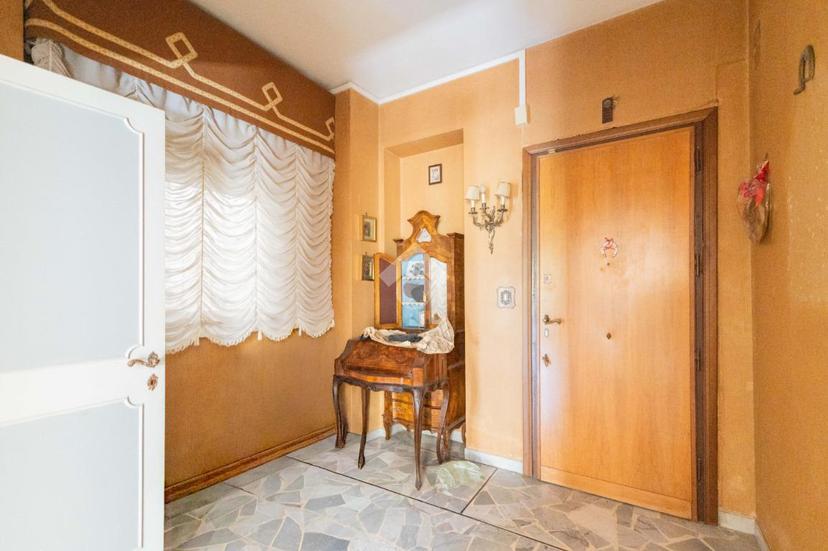 Quadrilocale in Via Aureliano Pertile 00, Roma