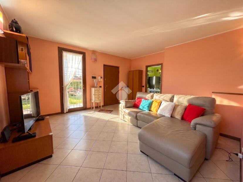 Villa in Via Milano 6, Grezzago — foto 4 di 5