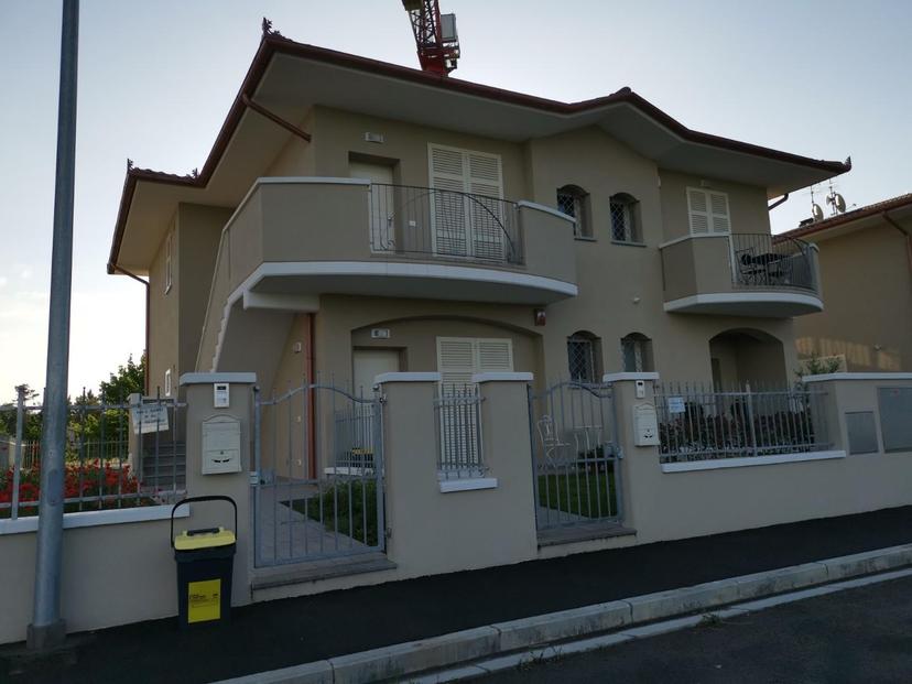 Trilocale, Fucecchio — foto 2 di 3