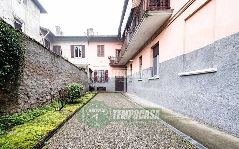 Casa indipendente in Via Pellico 4, Nerviano
