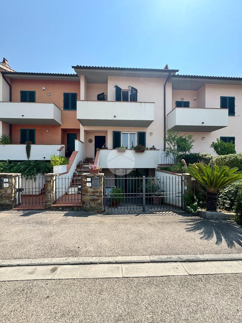 Villa a schiera in Via Guido Rossa 32, San Casciano in Val di Pesa