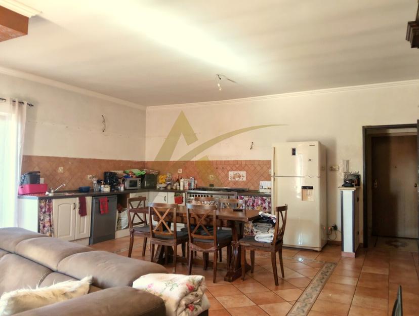 Trilocale, Velletri