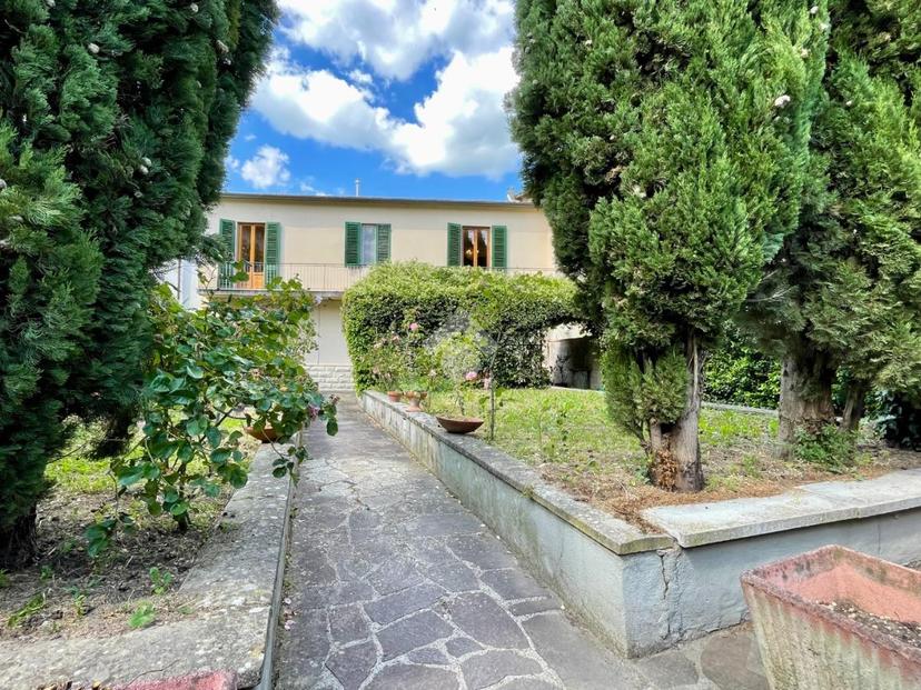 Casa indipendente in Via Alessandro Volta, Barberino di Mugello — foto 3 di 5