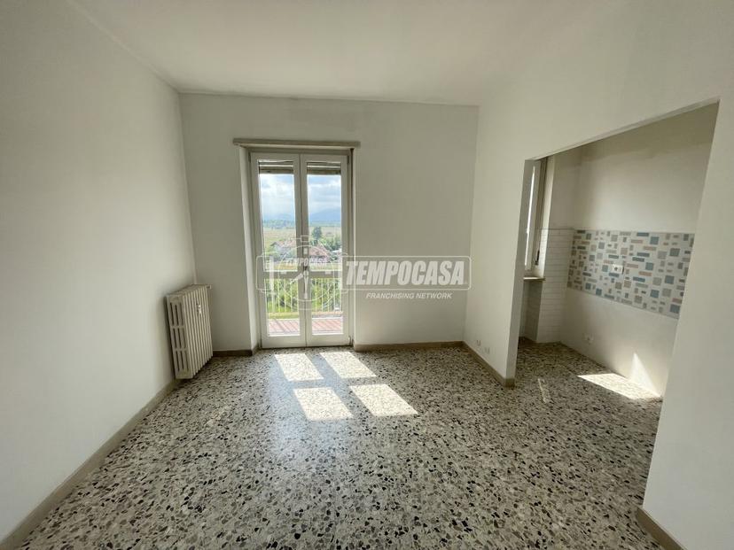 Trilocale in Viale Camillo Olivetti 3, Agliè — foto 4 di 5