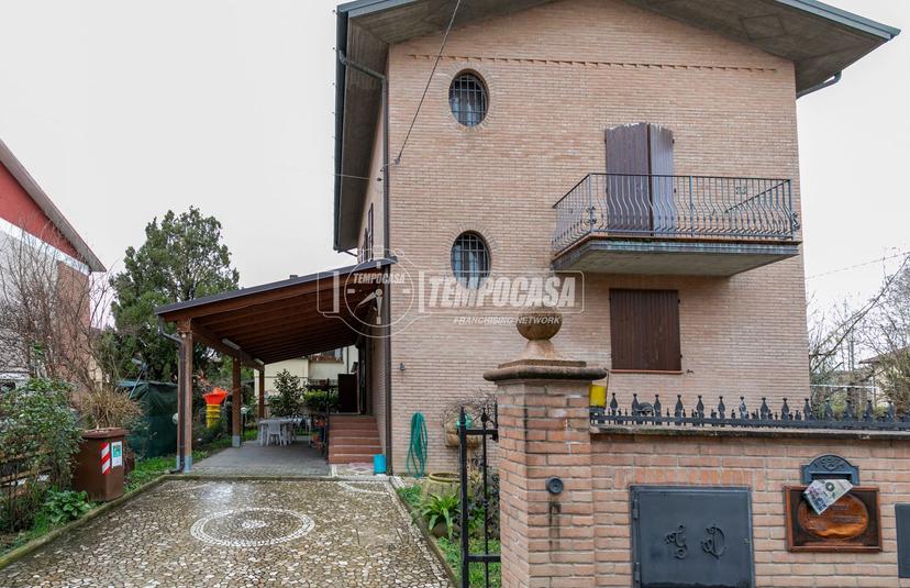 Villa in Via del Papa 108/M, Crevalcore — foto 2 di 5
