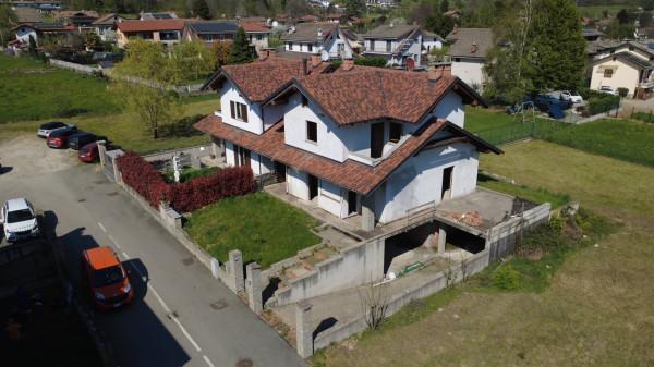 Villa in Via Giosuè Gianavello 57, Luserna San Giovanni