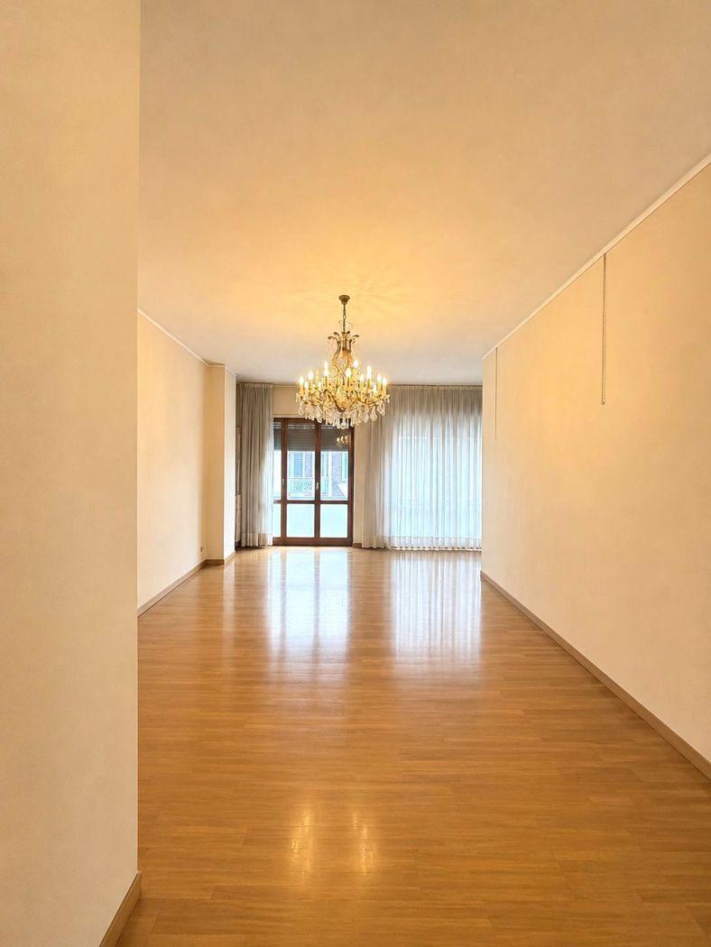 Quadrilocale in Via Panzeri 5, Milano