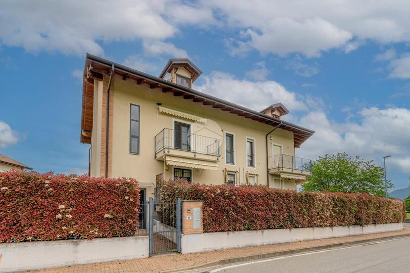 Quadrilocale in Via Rodolfo Reguzzoni 17, Giaveno