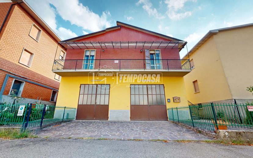 Trilocale in Via Papa Giovanni XXIII, Savigno 1, Valsamoggia