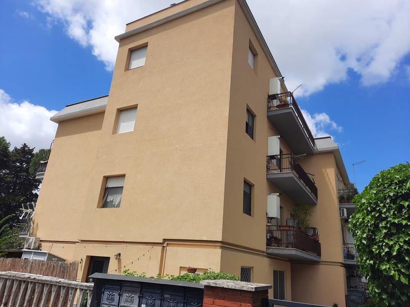 Bilocale in Via Eugenio Fava, Marino