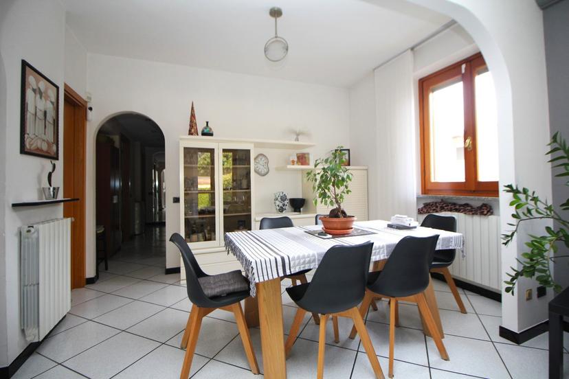 Villa in Via Madonnina 11, San Giorgio su Legnano