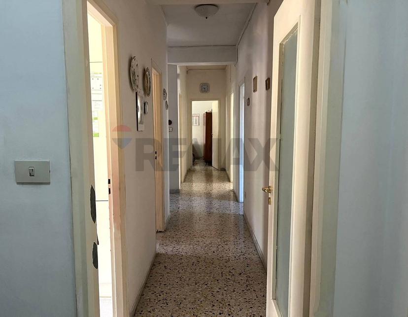 Appartamento in Via Luciano Calpurnio 18, Pozzuoli