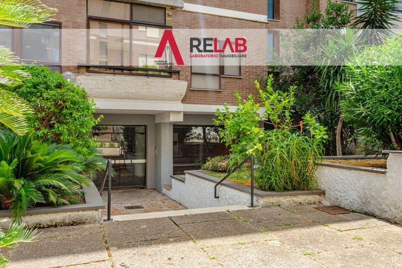 Appartamento in Via dei Pescatori 981, Roma