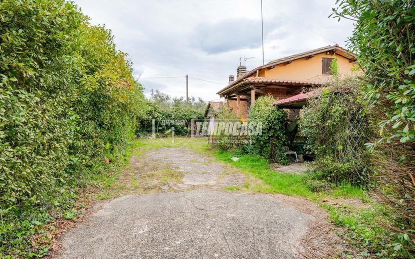 Villa in Via dell' Omo Morto, Bracciano — foto 5 di 5