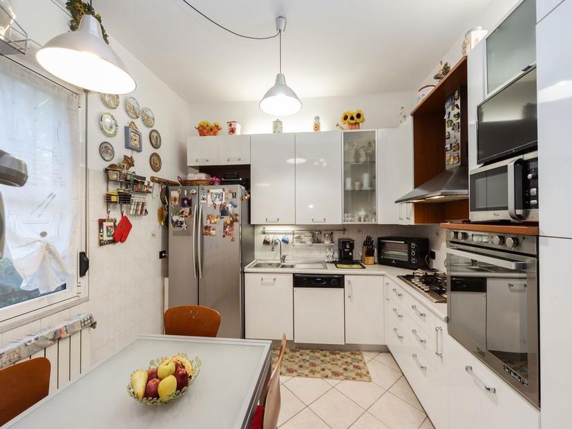 Villa bifamiliare in Via Novara 112, Milano