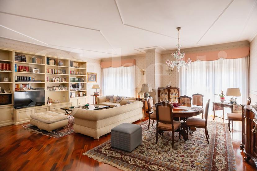 Appartamento in Circonvallazione Nomentana  182, Roma