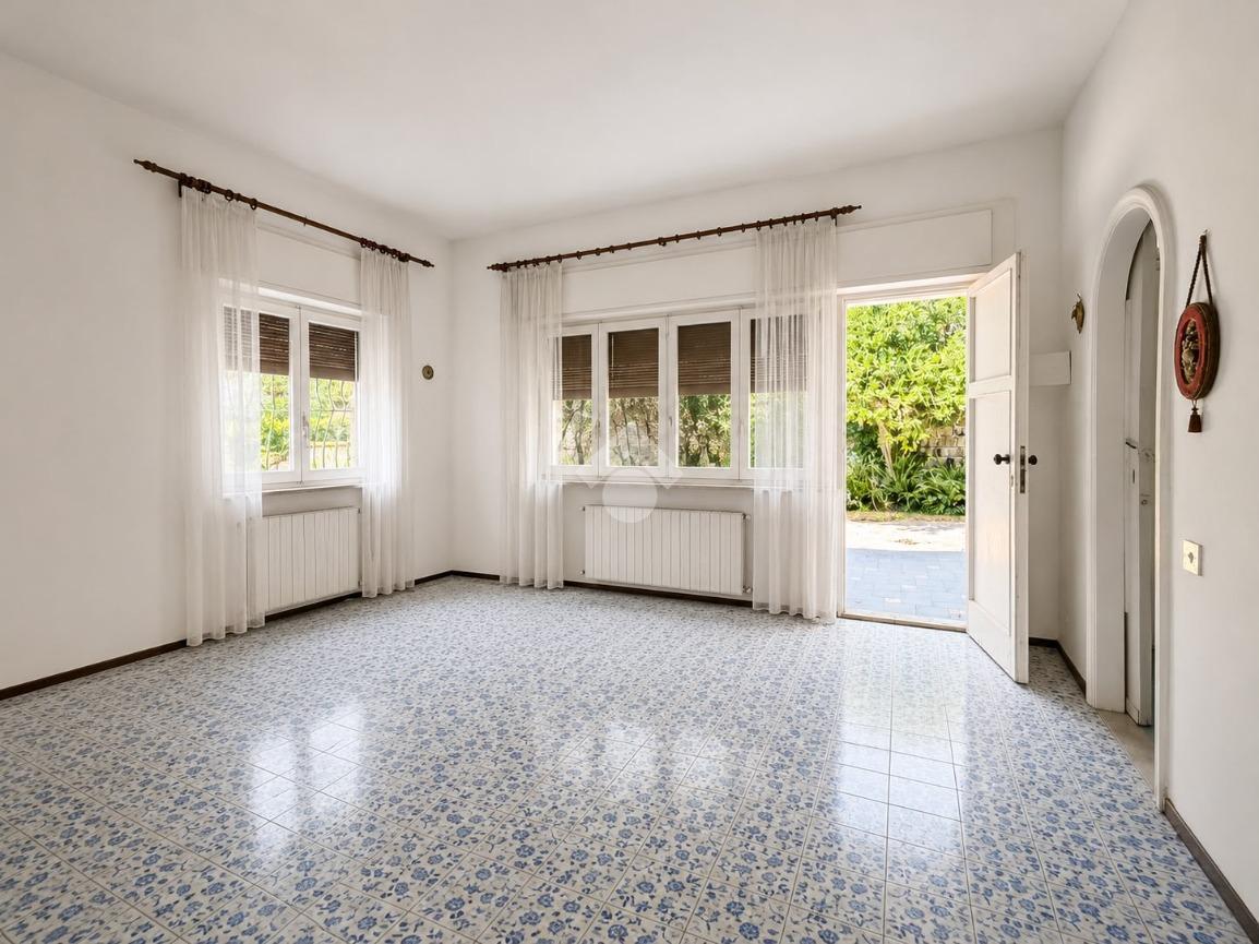 Villa in Via Posillipo 56, Napoli