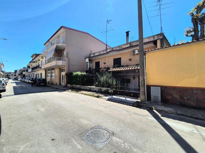 Casa indipendente, Caivano — foto 2 di 5