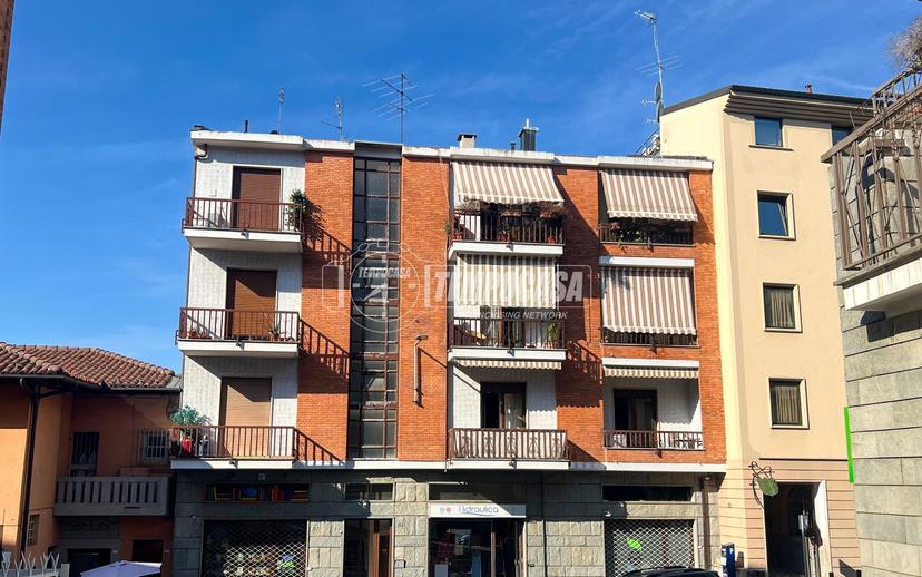 Trilocale in Via Roma 58, Pino Torinese — foto 2 di 5