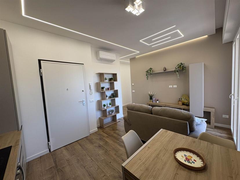 Trilocale, Firenze