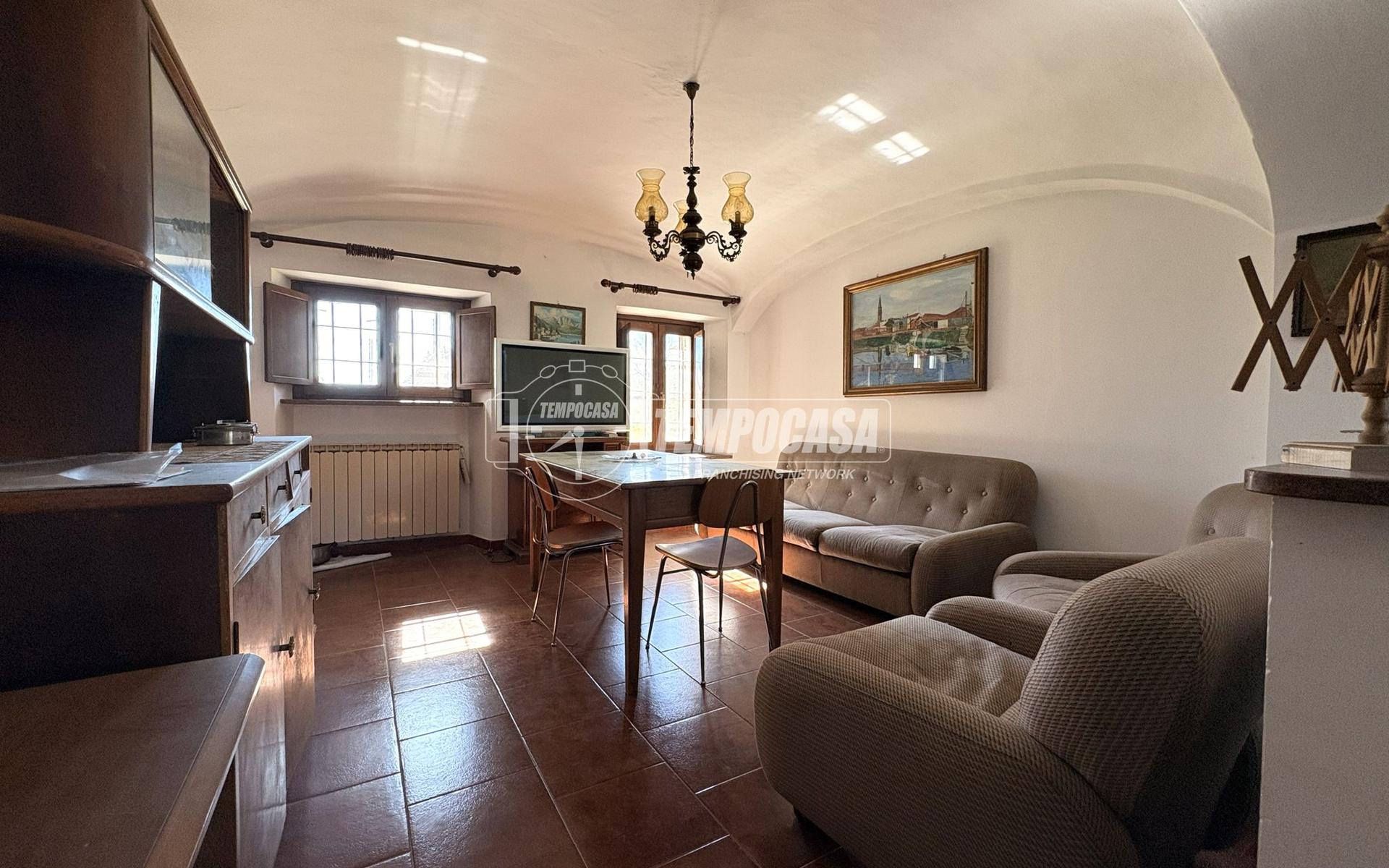 Casa indipendente in Via Stazione, Mercenasco
