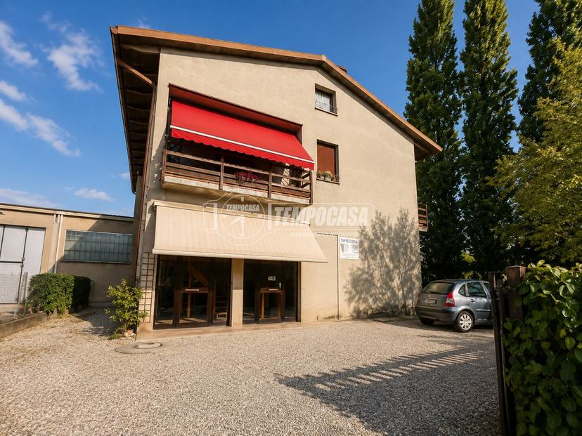 Casa indipendente in Via Sardegna 10, San Giovanni in Persiceto
