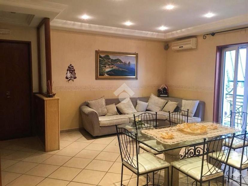 Trilocale in Via Campania 46, Melito di Napoli