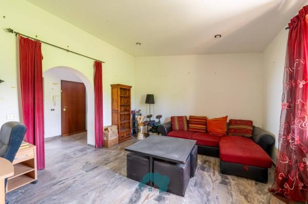 Trilocale in Via Ginostra, Roma