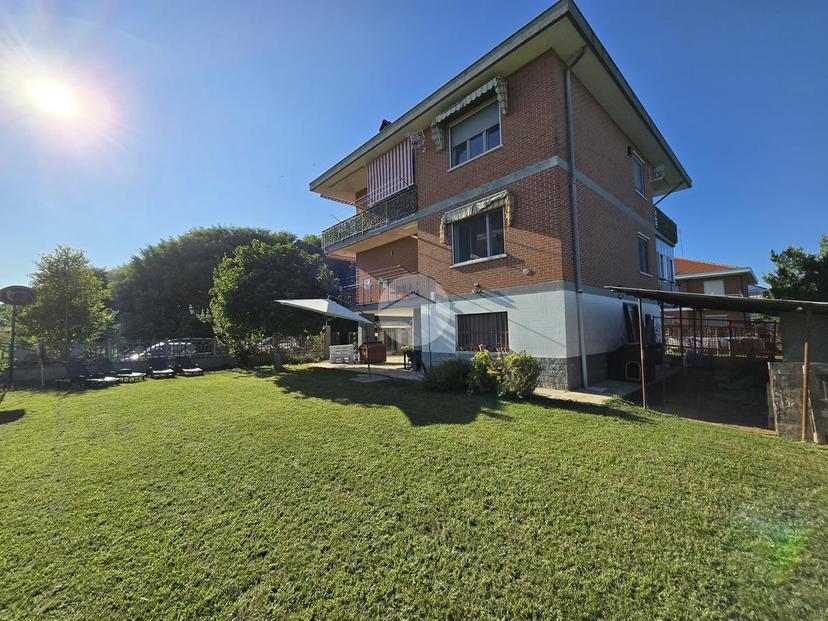 Villa in Via Po 24, San Benigno Canavese — foto 2 di 5