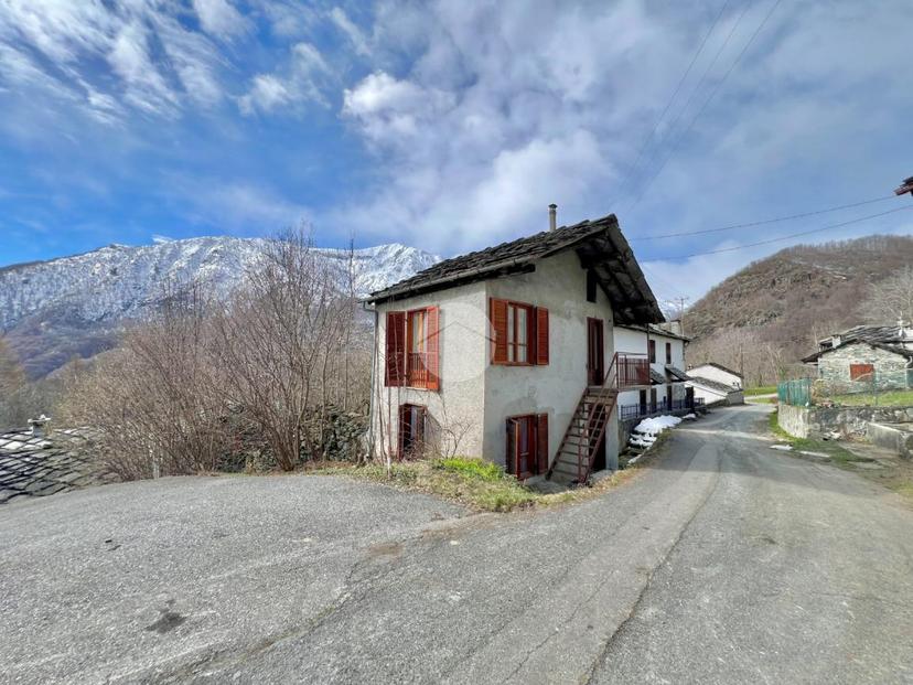 Casa indipendente in Frazione Villaretti 101, Lemie — foto 2 di 5