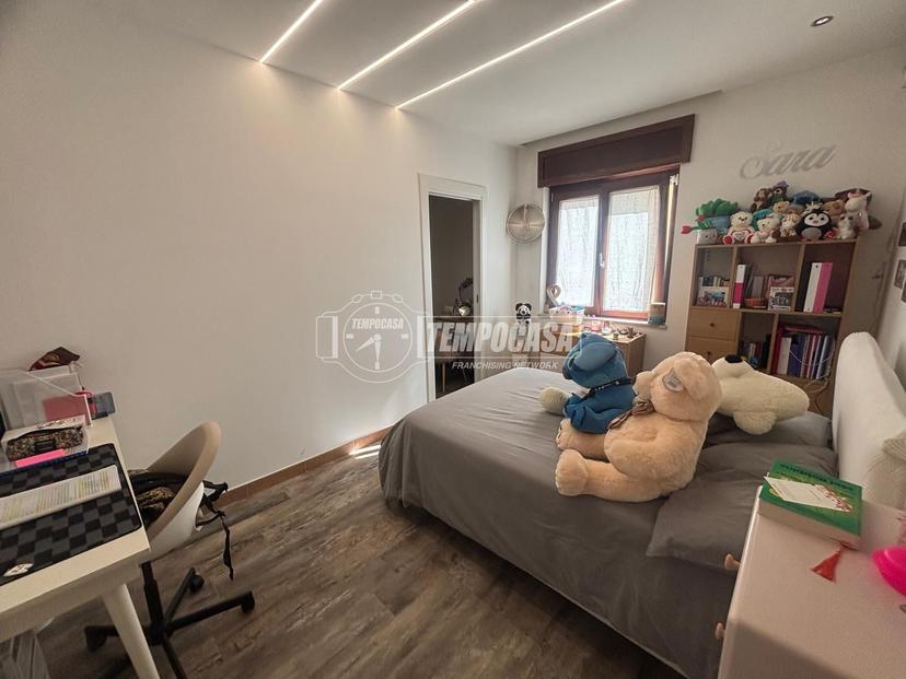 Quadrilocale in Via Papa Giovanni XXIII 49/P.Co Queen, Melito di Napoli — foto 3 di 5