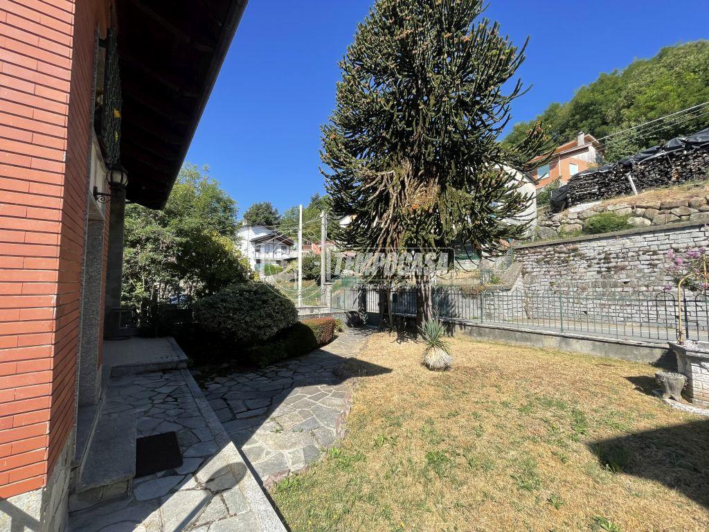 Villa a schiera in Via (Castelnuovo Nigra) Via Zerbini 2, Castelnuovo Nigra