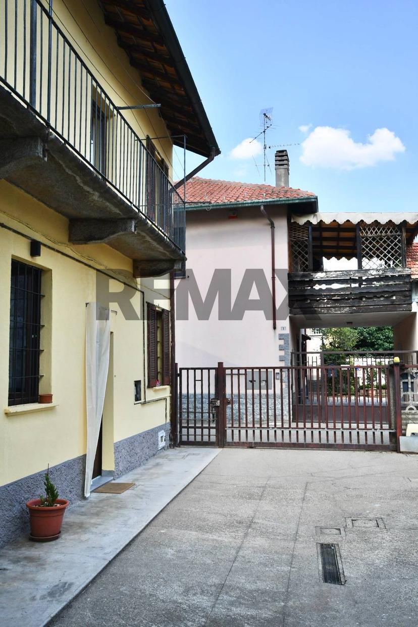 Casa indipendente in Via Liguria 2, Castano Primo — foto 3 di 5
