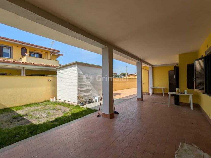 Casa indipendente in Viale Roma 210, Anzio