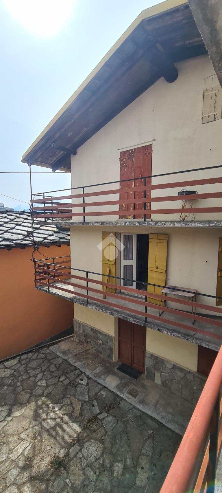 Casa indipendente in Fraz. Tortore, Pessinetto