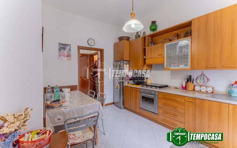 Bilocale in Via delle Forze Armate 99, Milano