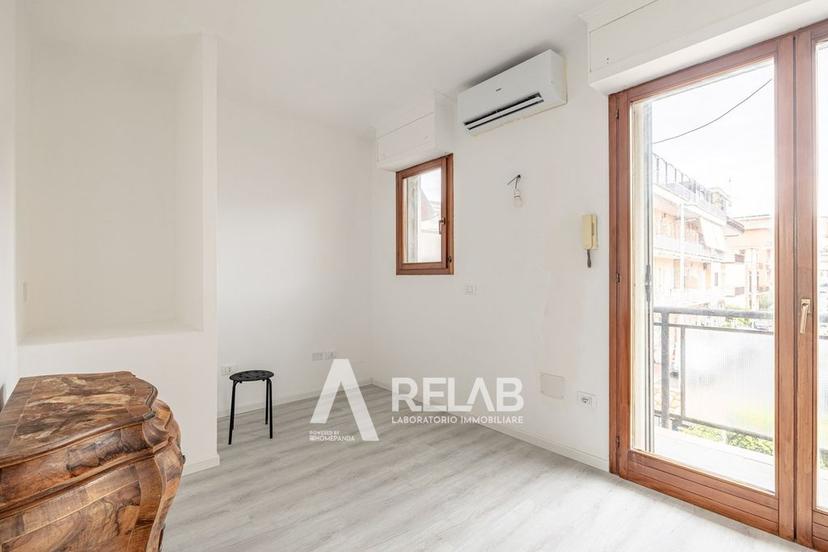 Villa a schiera in Via Montappone 51, Roma