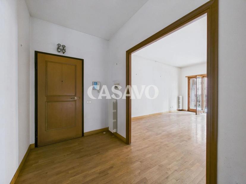 Trilocale in Via Sanzeno 25, Roma
