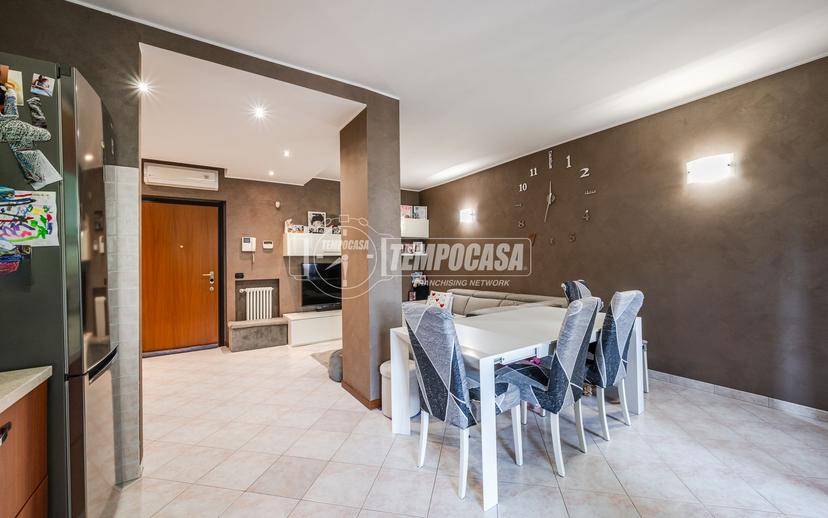Bilocale in Via Benedetto Croce, Trezzano sul Naviglio — foto 4 di 5