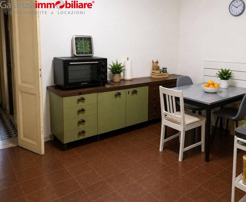 Quadrilocale in Via Capuana, Napoli