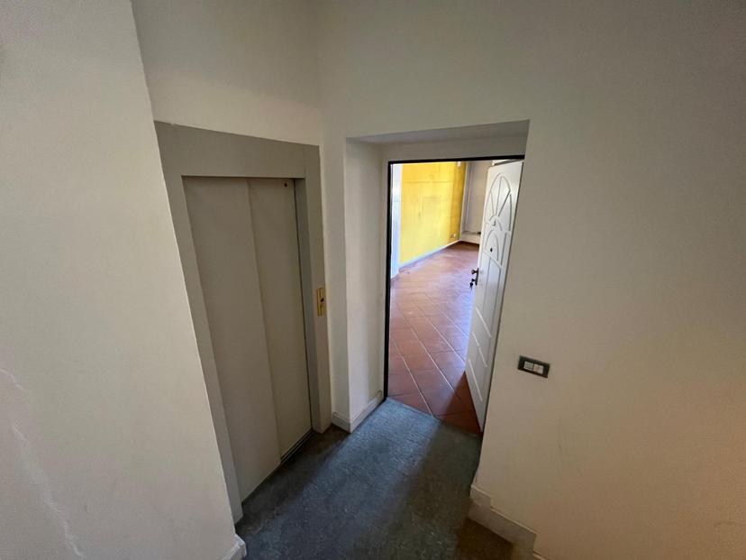 Trilocale in Via Arduino, 14, Cuorgnè