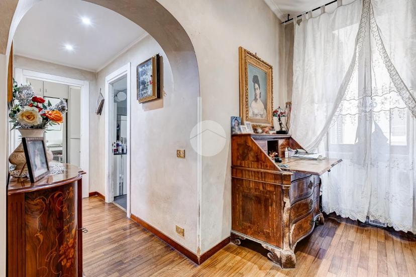 Trilocale in Via dei Salumi 35, Roma