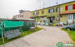 Trilocale in Via Mirandola, Cerro al Lambro