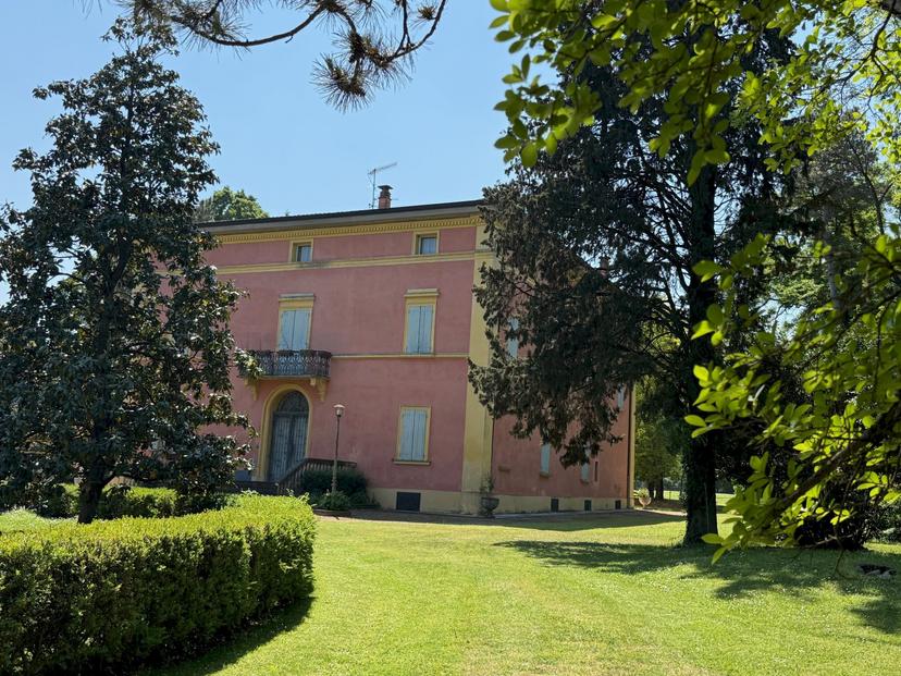 Villa storica, Castel San Pietro Terme — foto 3 di 5