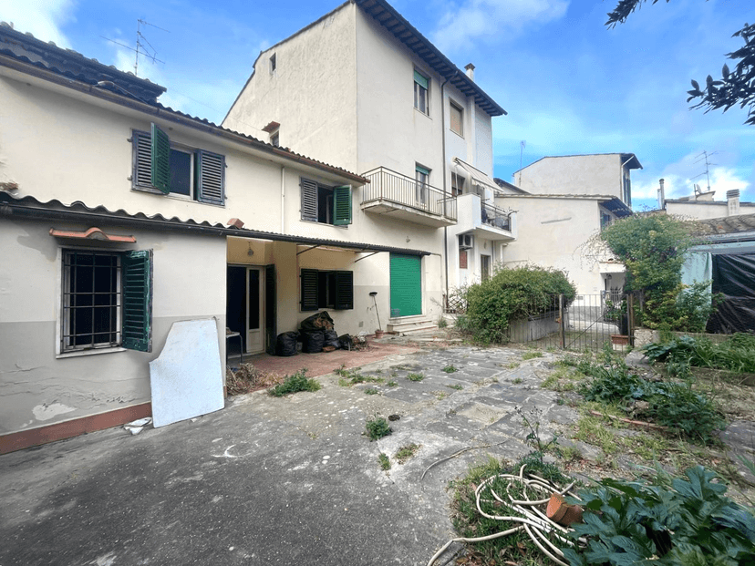 Terratetto plurifamiliare in Via di Peretola, Firenze — foto 4 di 5