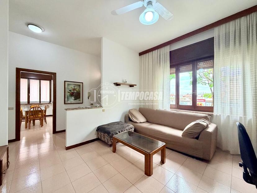 Villa in Via Legnano, Parabiago — foto 3 di 5