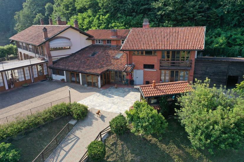 Casa indipendente in Strada della Madonnina 10, Castiglione Torinese — foto 2 di 5