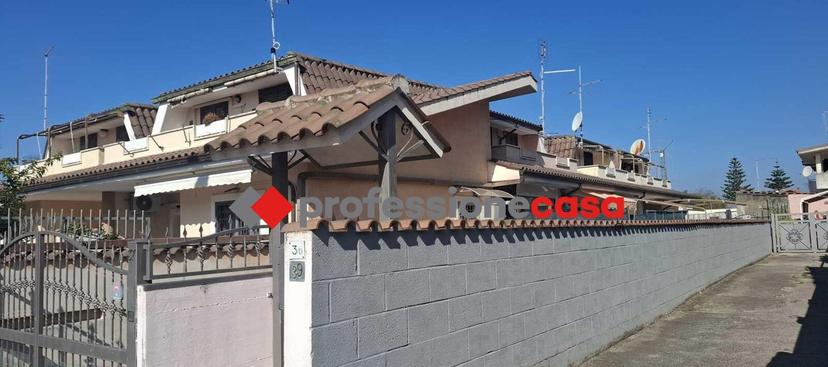 Villa a schiera in Via Firenzuola, Pomezia — foto 4 di 5